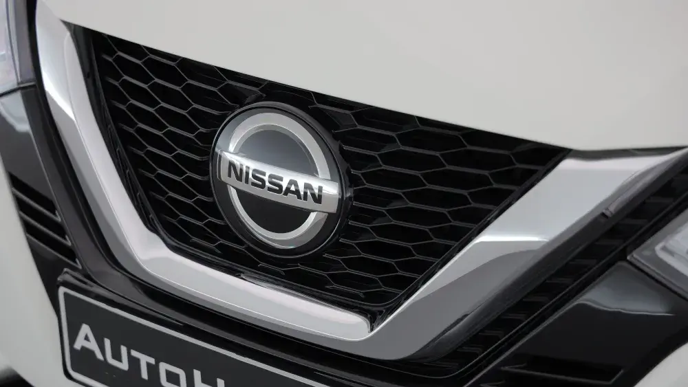 Nissan Qashqai Grill